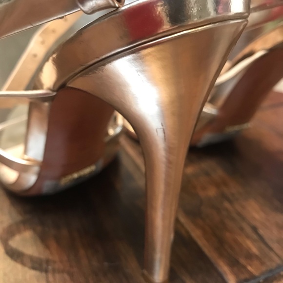 Schutz Gold Ilara Heels - Picture 8 of 8